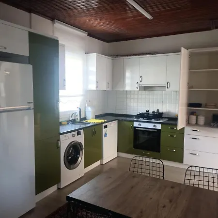 Apartmán Her Yerinde Huzur Bulabileceginiz Guzel Bir Daire.